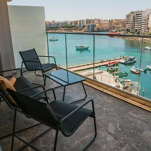 86 Spinola Bay Apartment